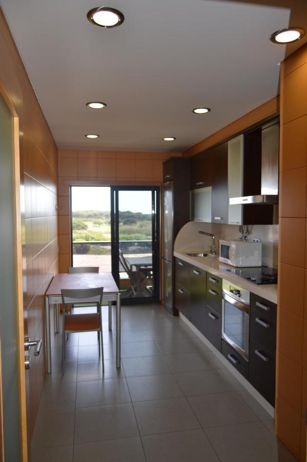 Apartamento Frente Ao Mar Com Piscina De Agua Salgada 奎特里拉 外观 照片